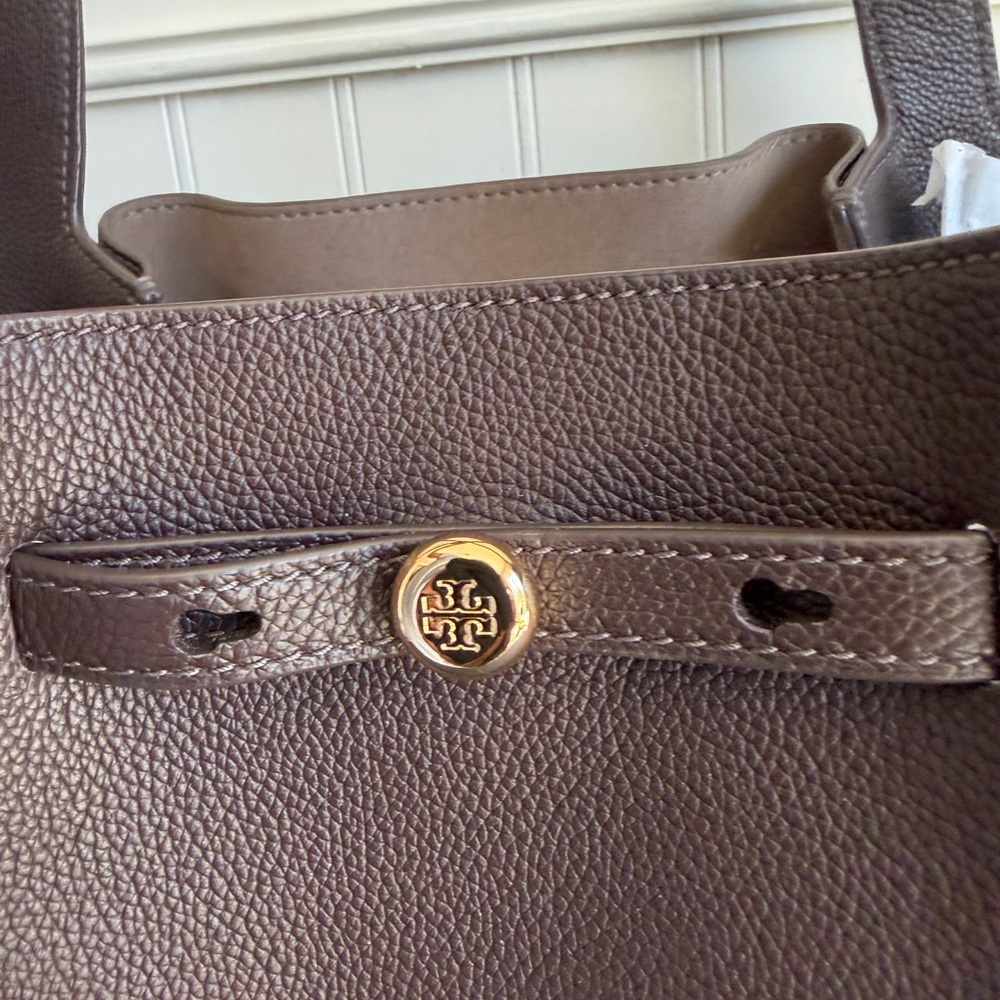 Tory Burch ROMY tote in Deep brown NWT - Picture 2 of 12